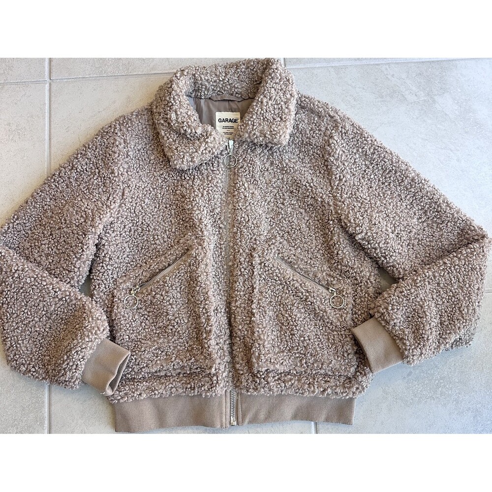 Garage Beige Shearling Full Zip Collared Short Jacket with Zipped Pockets P/S